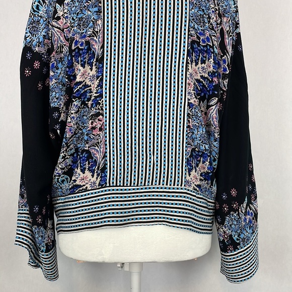 Free People Mix and Match Mixed Print Cropped Blouse. Size Small. - Picture 8 of 15